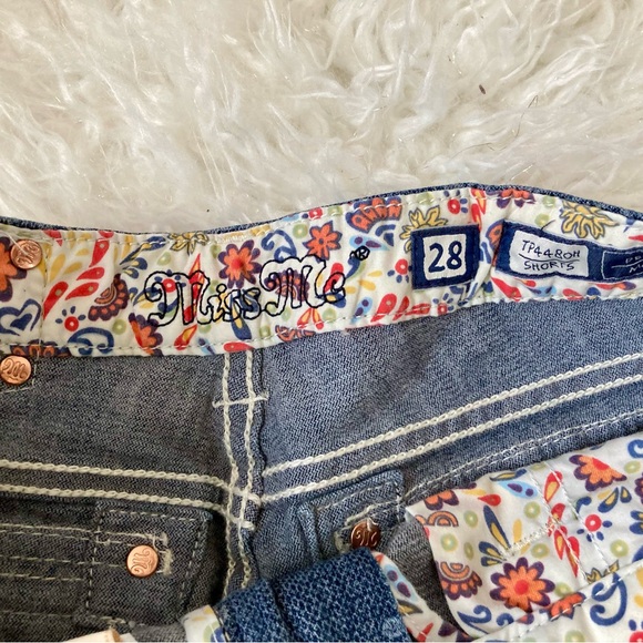 Miss me Shorts Sz 28 - Picture 2 of 5
